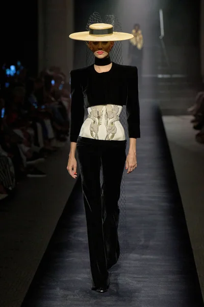 Look 6